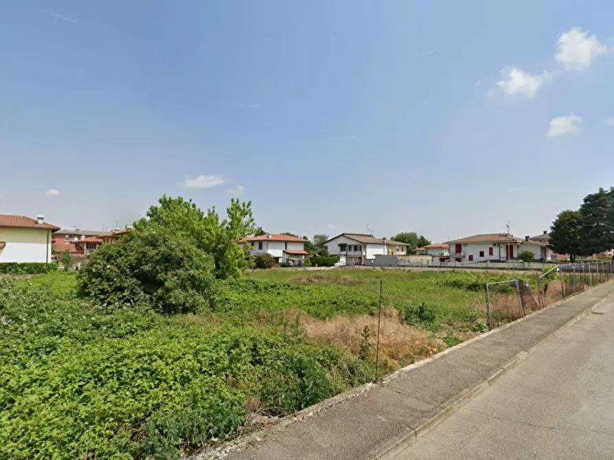 Immagine 3 di Terreno in vendita  in Via Marchesi Malaspina, 27020 Scaldasole PV, Italia a Scaldasole