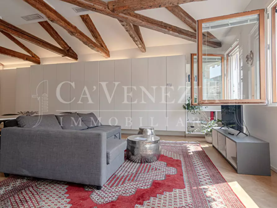 Immagine 4 di Appartamento in vendita  a Venezia