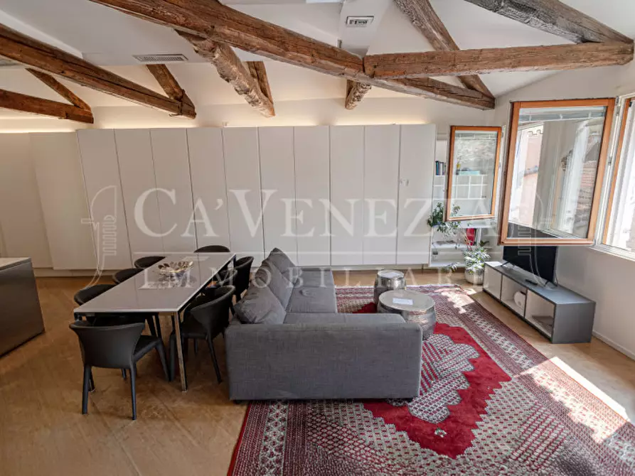 Immagine 11 di Appartamento in vendita  a Venezia