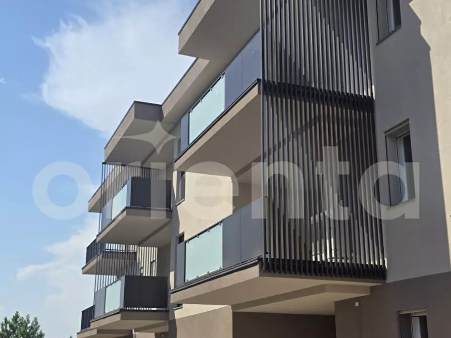 Immagine 2 di Appartamento in vendita  a Montichiari