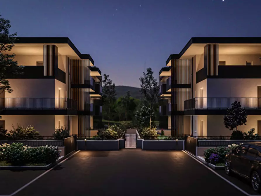 Immagine 2 di Appartamento in vendita  a Montichiari