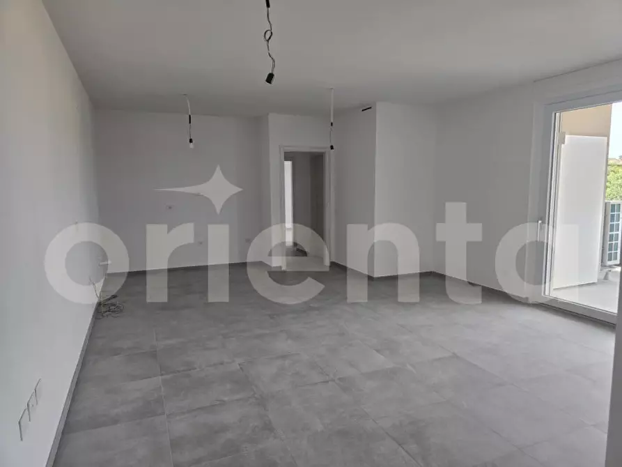 Immagine 7 di Appartamento in vendita  a Montichiari
