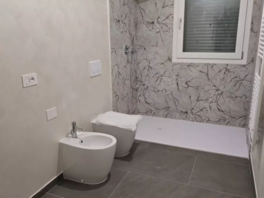 Immagine 13 di Appartamento in vendita  a Montichiari