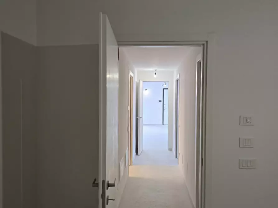 Immagine 14 di Appartamento in vendita  a Montichiari