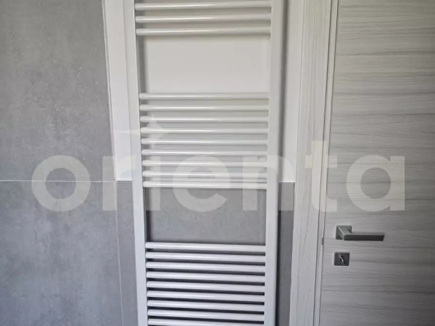 Immagine 21 di Appartamento in vendita  a Montichiari