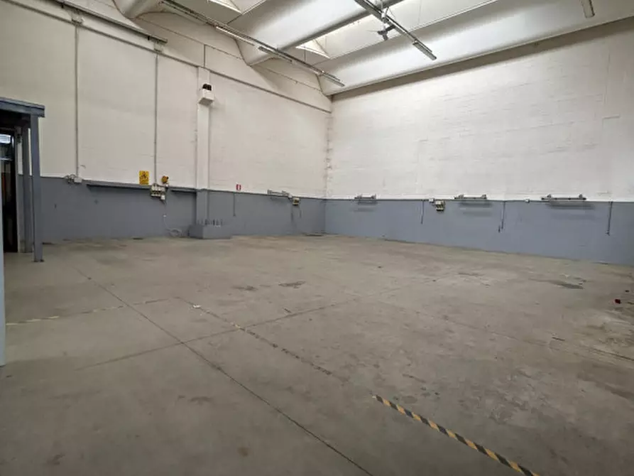 Immagine 2 di Capannone industriale in affitto  in Via Manetti a Trebaseleghe