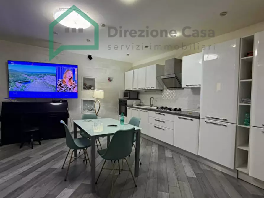 Immagine 2 di Camera in affitto  in VIA BARI a Napoli