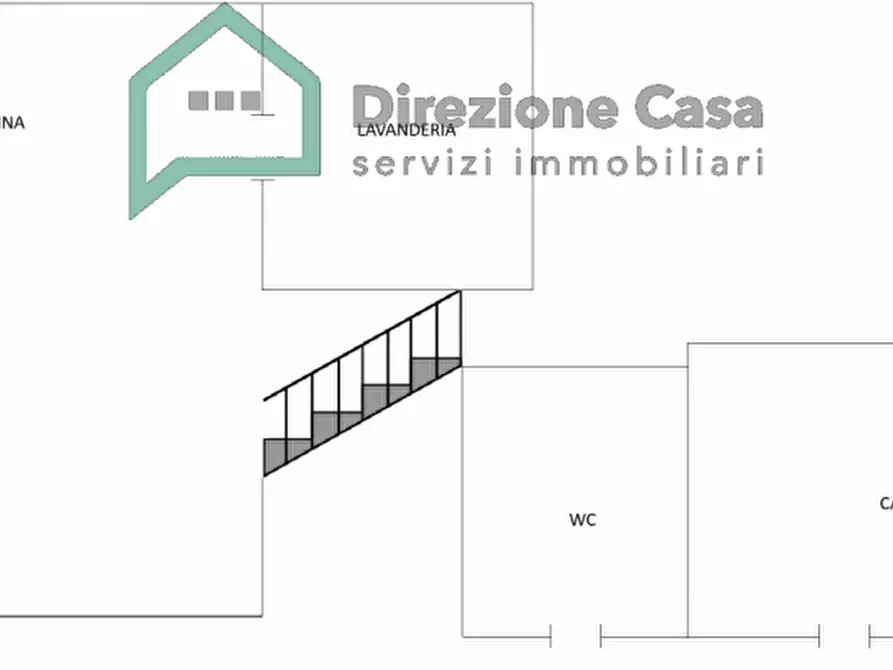 Immagine 11 di Camera in affitto  in VIA BARI a Napoli