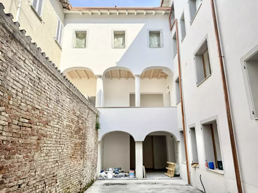 Immagine 1 di Appartamento in vendita  in Via Cesare Battisti a Colorno