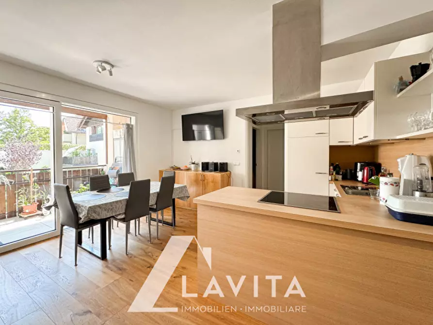 Immagine 8 di Appartamento in vendita  in St.-Martin-Straße - Via San Martino a Appiano Sulla Strada Del Vino .Eppan An Der.