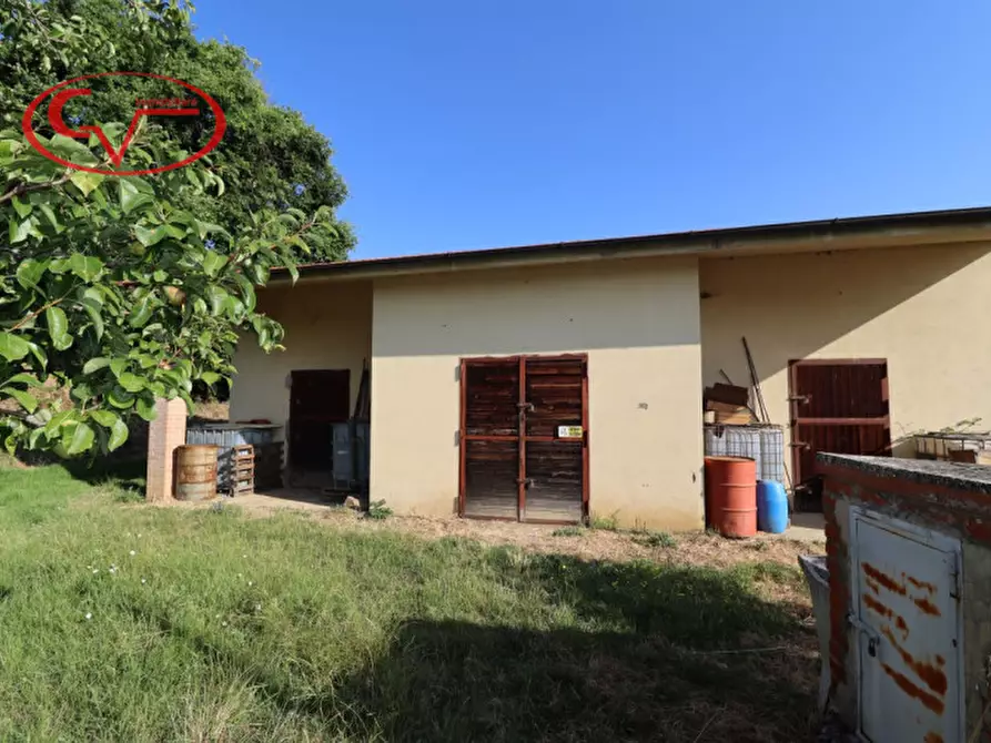 Immagine 13 di Villa in vendita  in Strada di Mercatale Valdarno a Montevarchi