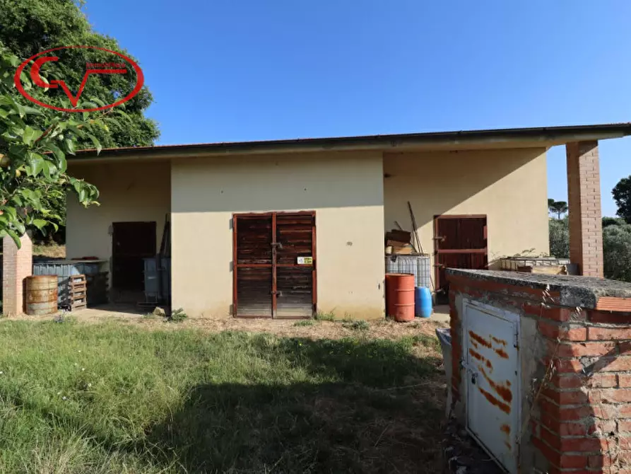 Immagine 19 di Villa in vendita  in Strada di Mercatale Valdarno a Montevarchi