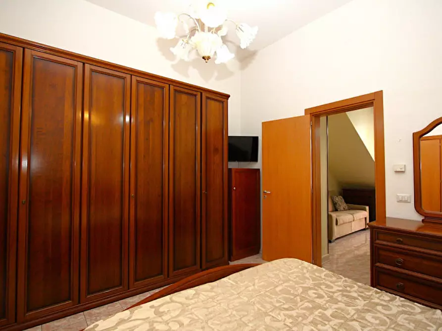 Immagine 9 di Casa indipendente in vendita  in Via Zara a Matino