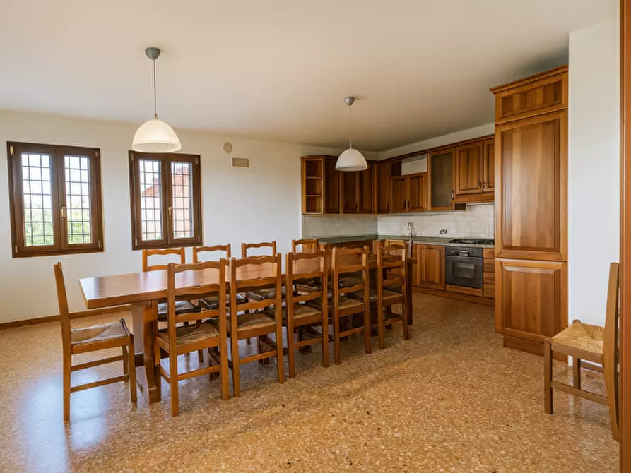 Immagine 6 di Casa indipendente in vendita  in Via Lobbia Vicentina a Lonigo