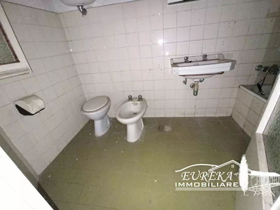 Immagine 8 di Appartamento in vendita  in Via Pineta a Castiglione Del Lago