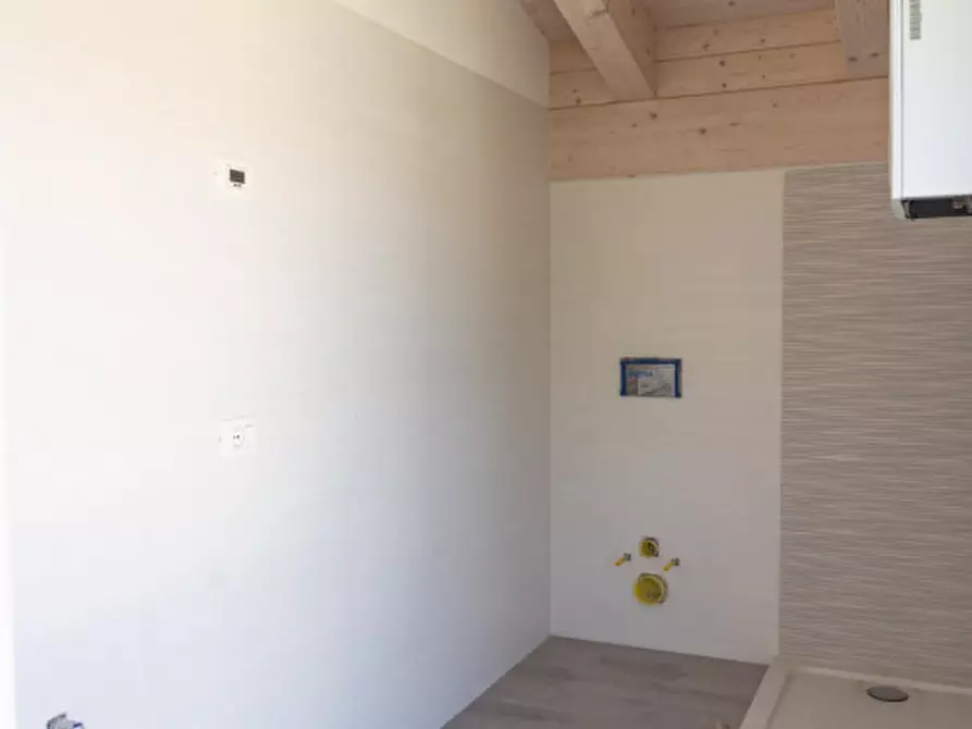 Immagine 15 di Attico in vendita  a Trento