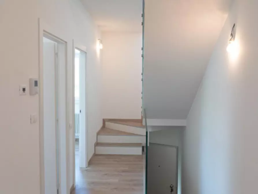 Immagine 16 di Attico in vendita  a Trento