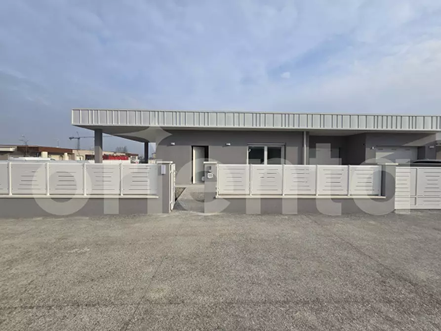 Immagine 20 di Casa bifamiliare in vendita  in via ceruti a Montichiari