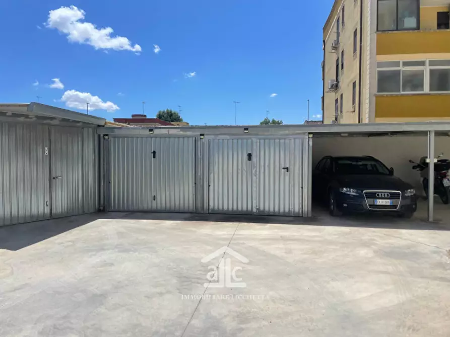 Immagine 27 di Appartamento in vendita  in via cuoco,53 a Lecce