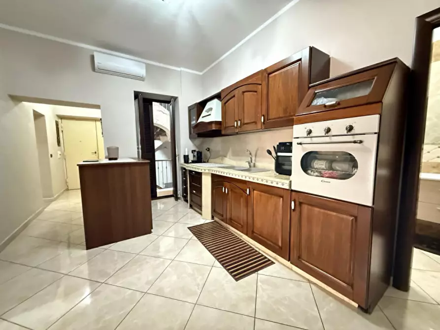 Immagine 4 di Appartamento in affitto  in Via Santa Maria Ognibene a Napoli