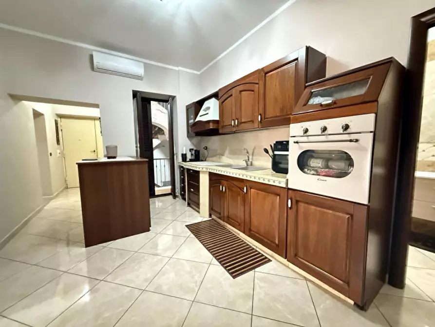 Immagine 14 di Appartamento in affitto  in Via Santa Maria Ognibene a Napoli