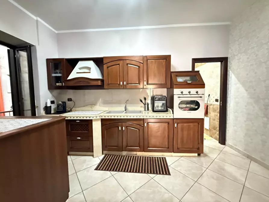 Immagine 15 di Appartamento in affitto  in Via Santa Maria Ognibene a Napoli