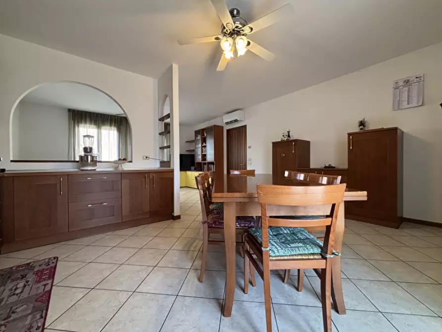 Immagine 24 di Casa bifamiliare in vendita  in Via Roma a Sarego