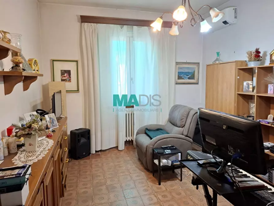 Immagine 9 di Casa indipendente in vendita  in Via Ferdinando I De' Medici a Poggio A Caiano