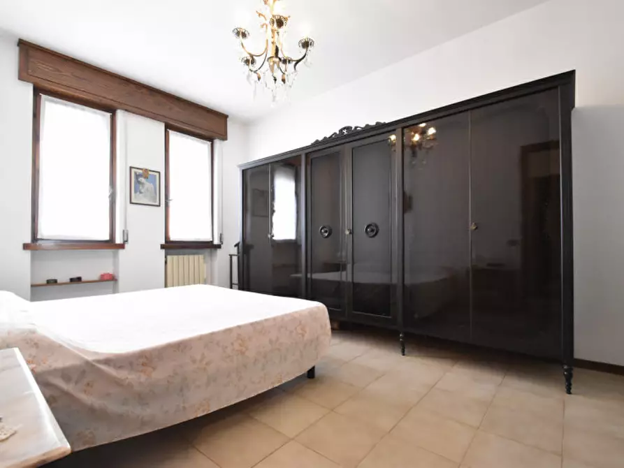 Immagine 27 di Appartamento in vendita  in Largo Salvo D'Acquisto 31 a Bussolengo