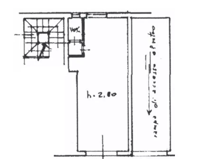 Immagine 7 di Negozio in vendita  in Piazza Pietro Leopoldo a Firenze