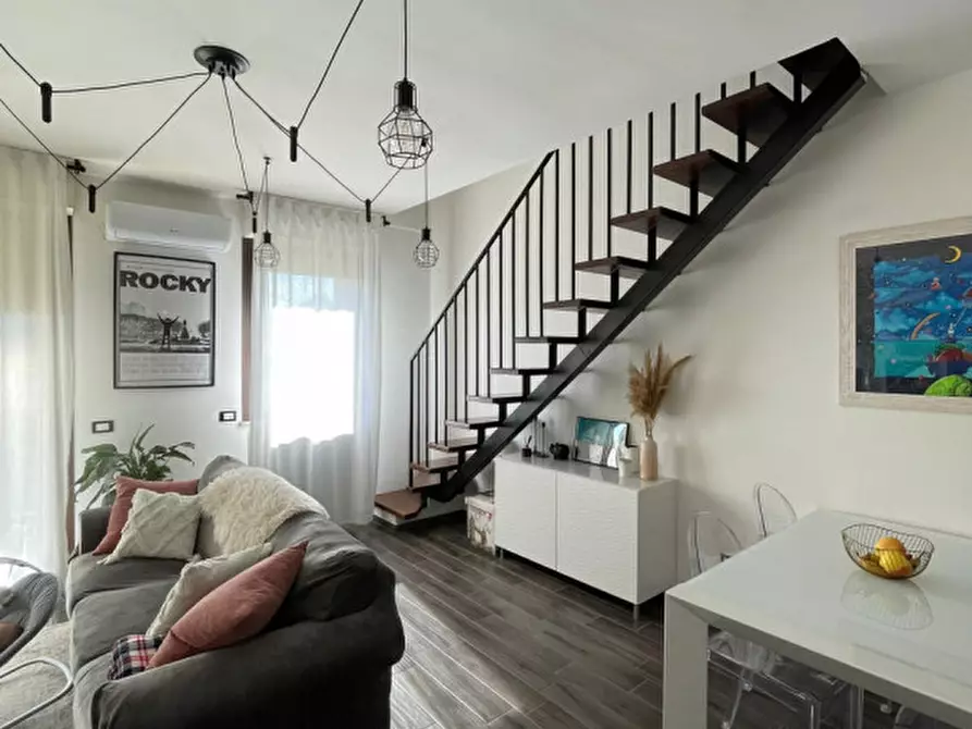 Immagine 5 di Appartamento in vendita  in Via Cupetta a Senigallia