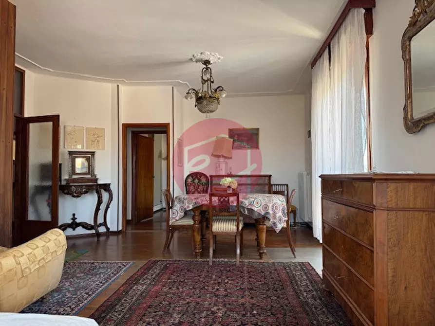 Immagine 3 di Appartamento in vendita  a Santarcangelo Di Romagna