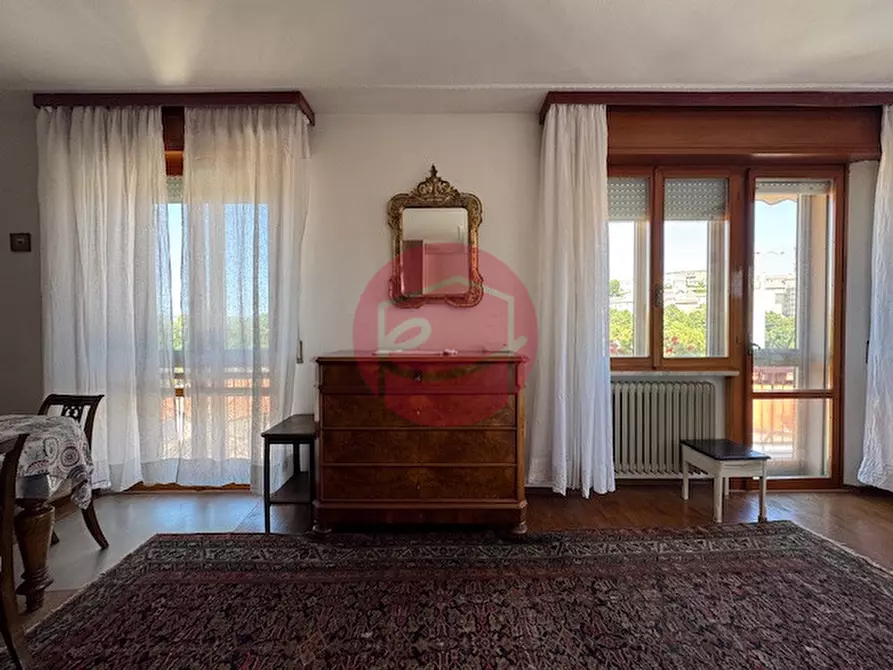 Immagine 4 di Appartamento in vendita  a Santarcangelo Di Romagna