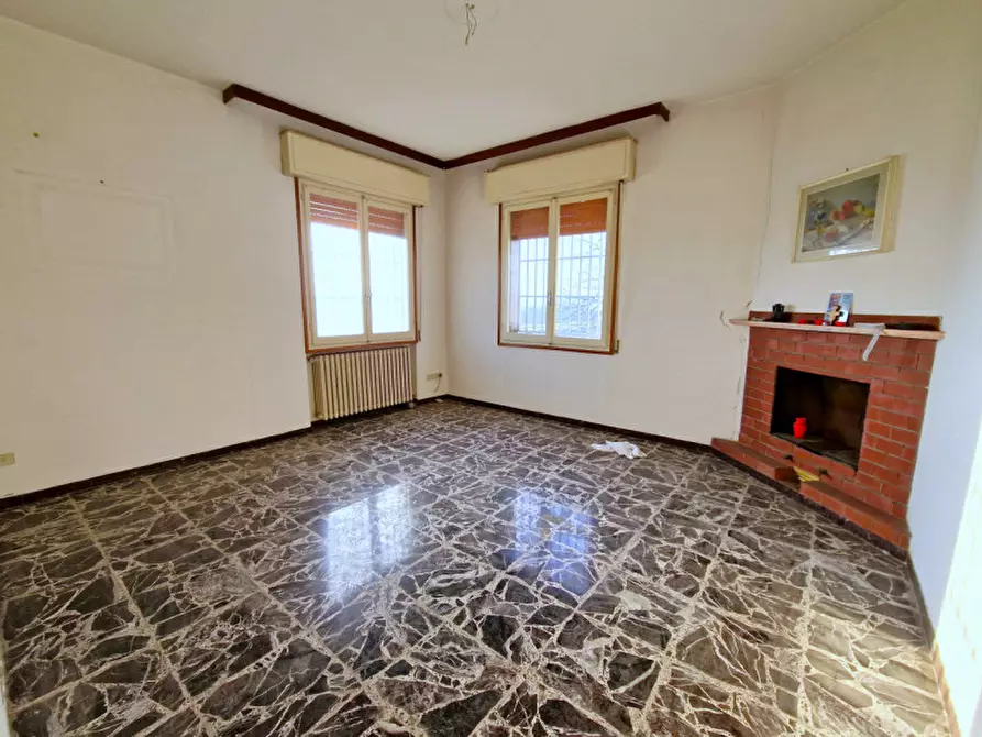 Immagine 6 di Casa bifamiliare in vendita  in Via Pilastrino a Calderara Di Reno