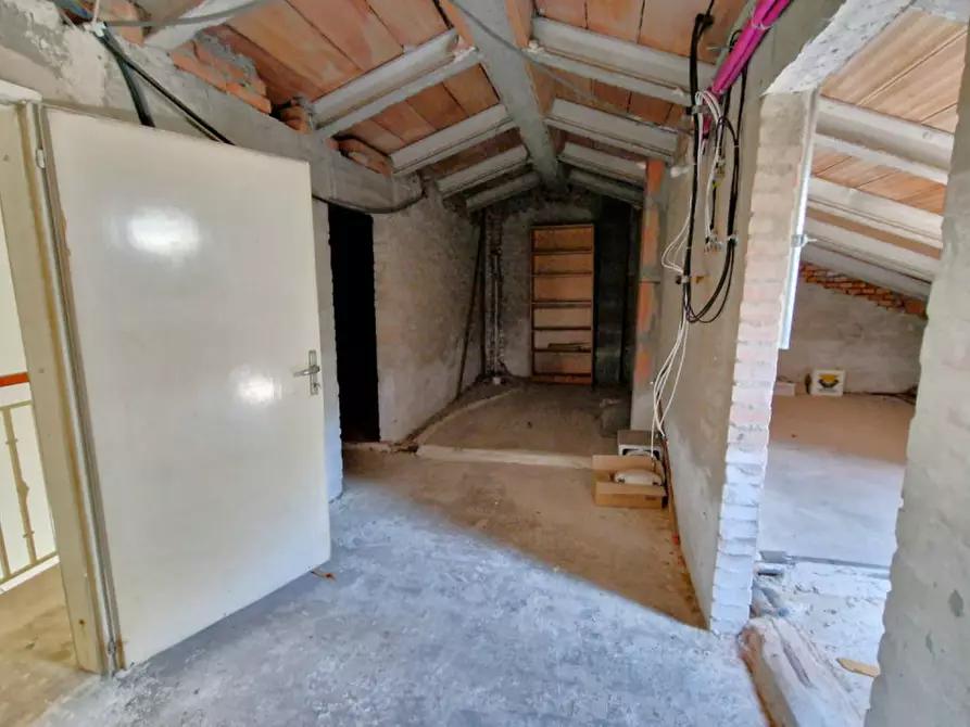 Immagine 23 di Casa bifamiliare in vendita  in Via Pilastrino a Calderara Di Reno