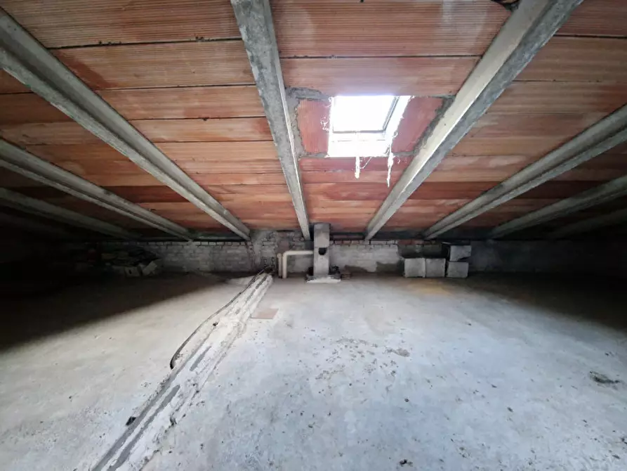 Immagine 25 di Casa bifamiliare in vendita  in Via Pilastrino a Calderara Di Reno