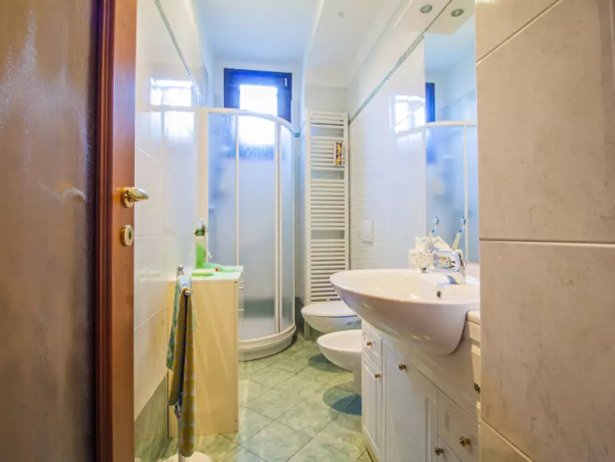 Immagine 10 di Casa indipendente in vendita  in Via Frabosa 10 a Torino