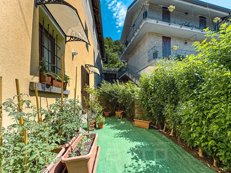 Immagine 9 di Casa indipendente in vendita  in Frazione Migiandone 93 a Ornavasso