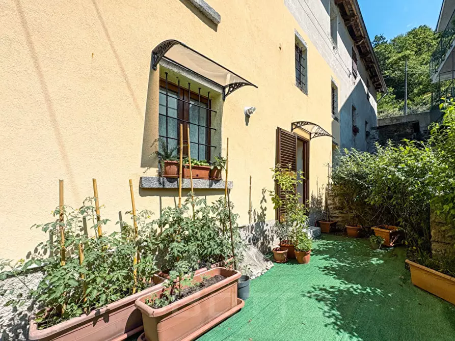 Immagine 10 di Casa indipendente in vendita  in Frazione Migiandone 93 a Ornavasso