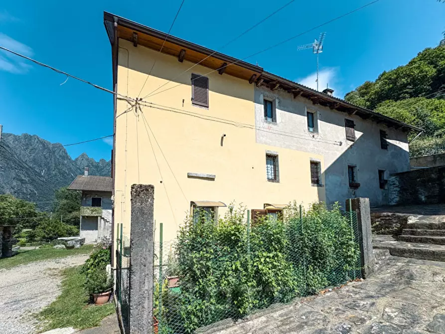 Immagine 26 di Casa indipendente in vendita  in Frazione Migiandone 93 a Ornavasso