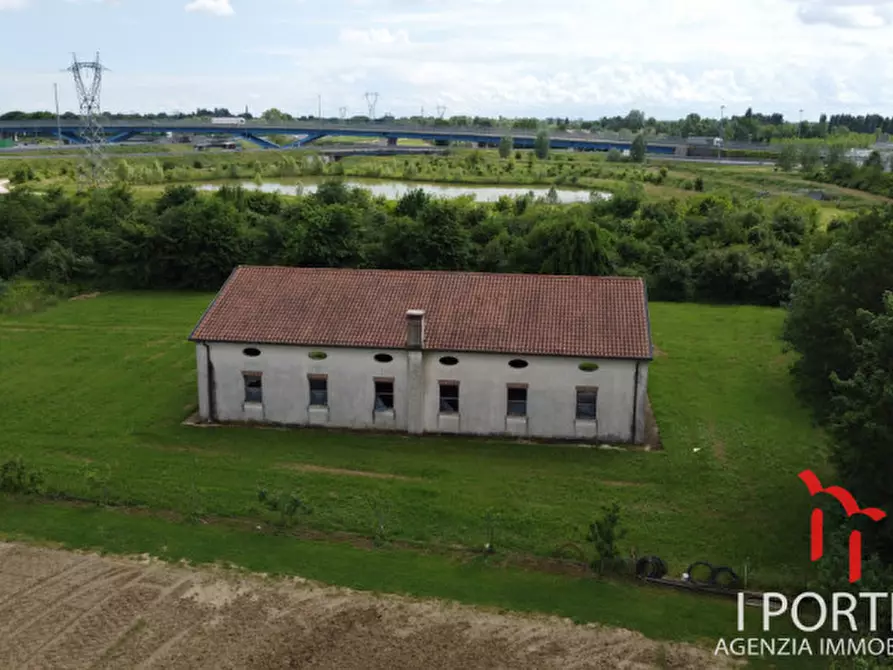 Immagine 6 di Magazzino in vendita  in Via Cimitero a Scorzè