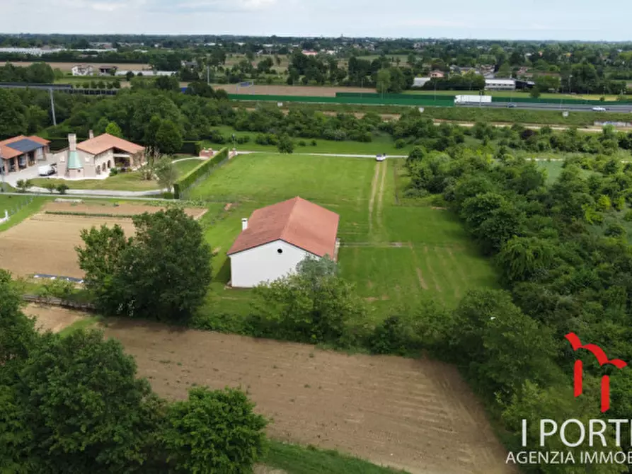 Immagine 11 di Magazzino in vendita  in Via Cimitero a Scorzè