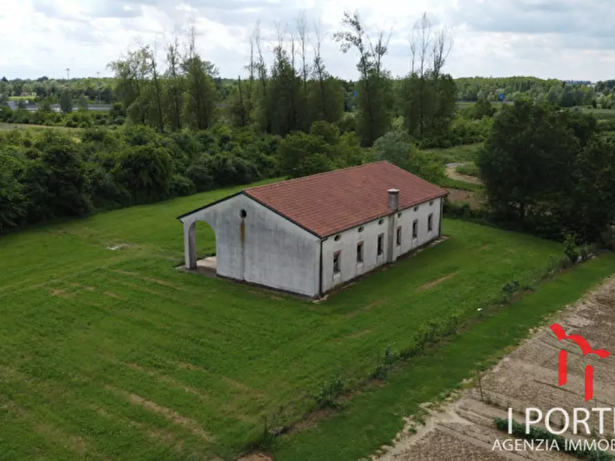 Immagine 13 di Magazzino in vendita  in Via Cimitero a Scorzè
