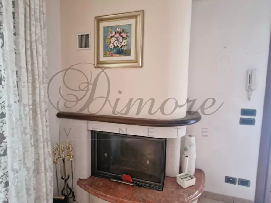 Immagine 3 di Casa bifamiliare in vendita  in Via Alfieri a Santa Maria Di Sala