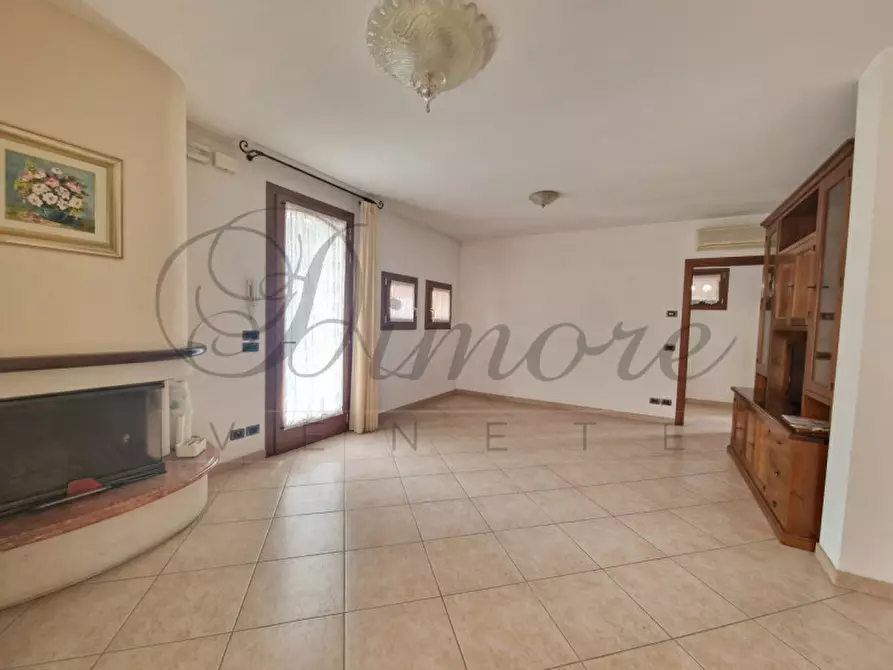 Immagine 5 di Casa bifamiliare in vendita  in Via Alfieri a Santa Maria Di Sala