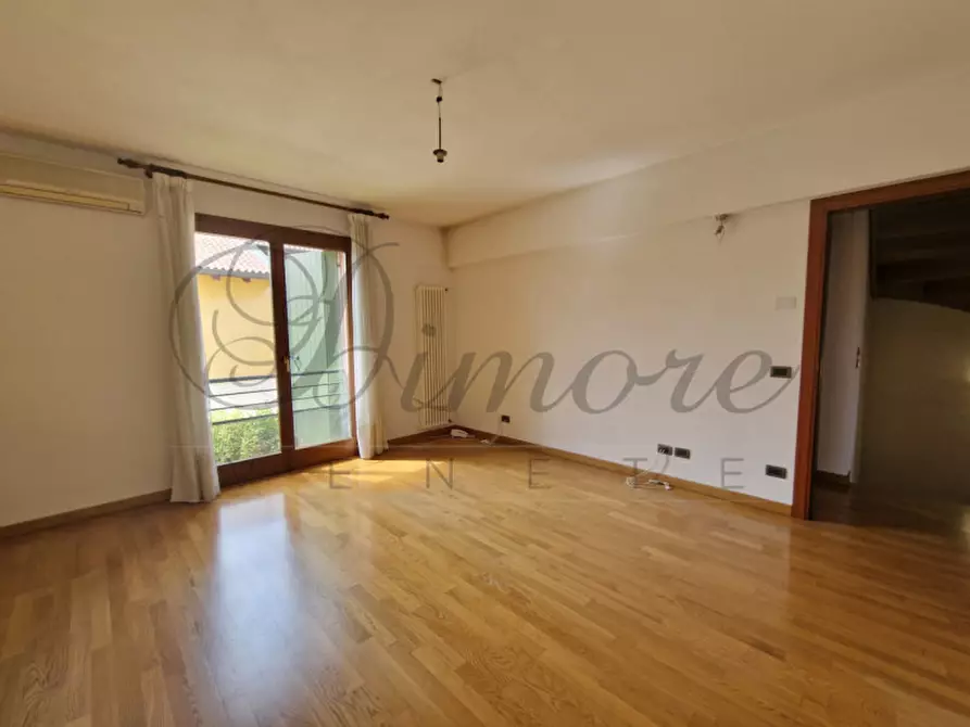 Immagine 6 di Casa bifamiliare in vendita  in Via Alfieri a Santa Maria Di Sala