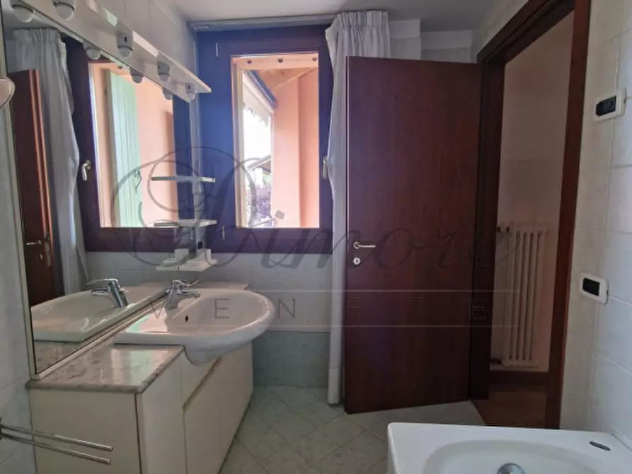 Immagine 12 di Casa bifamiliare in vendita  in Via Alfieri a Santa Maria Di Sala