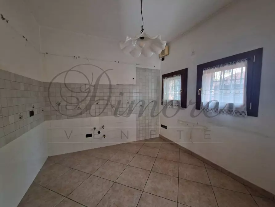 Immagine 31 di Casa bifamiliare in vendita  in Via Alfieri a Santa Maria Di Sala