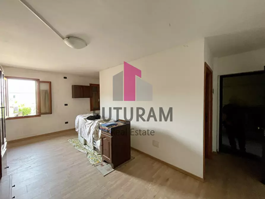 Immagine 15 di Ufficio in vendita  in VIA firenze 1 a Mira