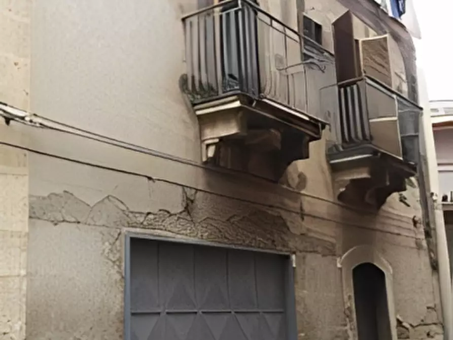 Immagine 3 di Palazzo in vendita  in via Campanella, Via Cali, Via Daniel Manin 19/21 a Lentini